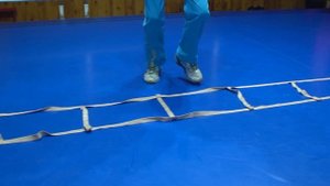 БОКС: упражнения с лесенкой для подвижности ног