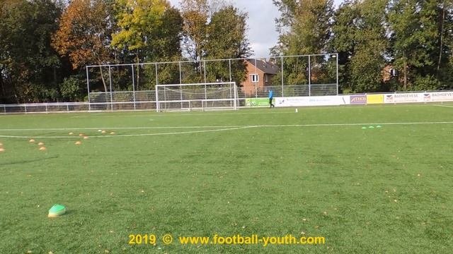 Футбольная тренировка детей