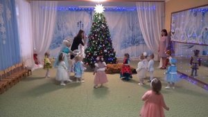 Новогодний утренник  вторая группа раннего возраста Пчелки 23 12 21