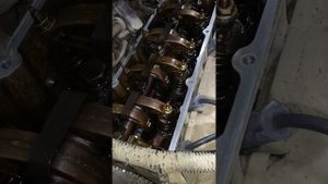 Выставляем метки грм и регулируем клапана на автомобиле Renault Symbol.