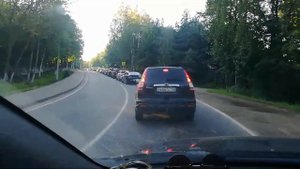 Пробка на въезде в поселок Зеленоградский МО Пушкинский р-н
