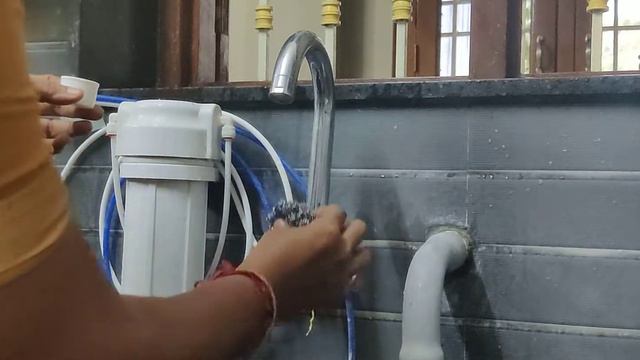 Spic 'N' Span | Tap and bathroom cleaner | How to use it | simplest method смотреть онлайн