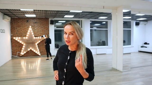 7 крутых правил красивой походки на сцене от постановщика международных шоу красоты