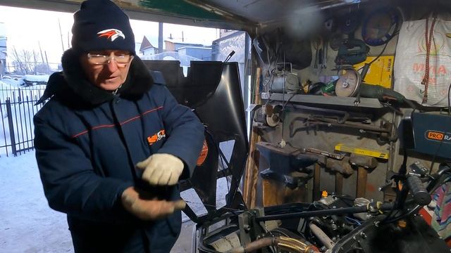 Снегоход СМ-001 Про петли багажника и о функции тахометра. смотреть онлайн