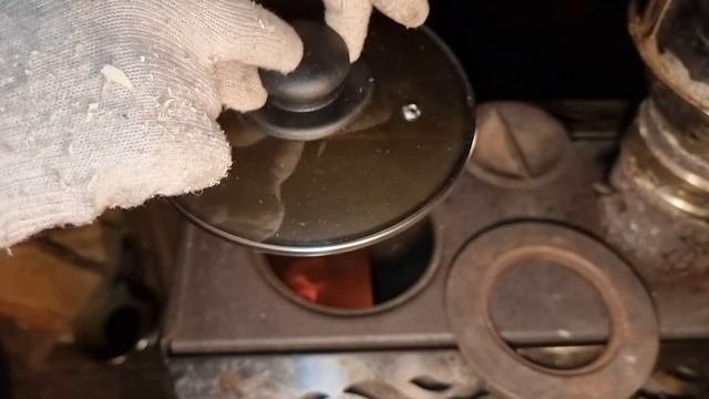 Крышка от кастрюли вместо чугунных колец. Рецептыш от деревенского хикикомори.
