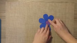 Цветок из фоамирана своими руками. Простая детская поделка на 8 марта