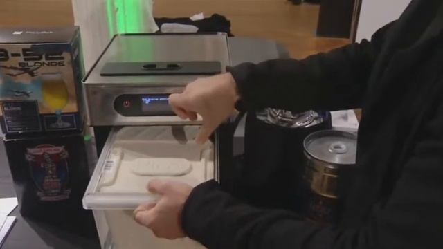 PROnet. «Умный» мяч научит играть в футбол как Роналду! смотреть онлайн