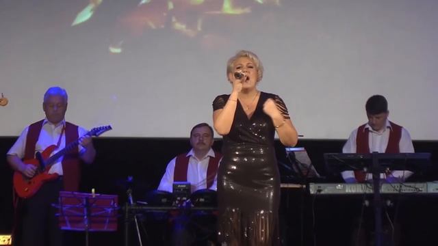 А март-это песня! А март-это сказка! смотреть онлайн