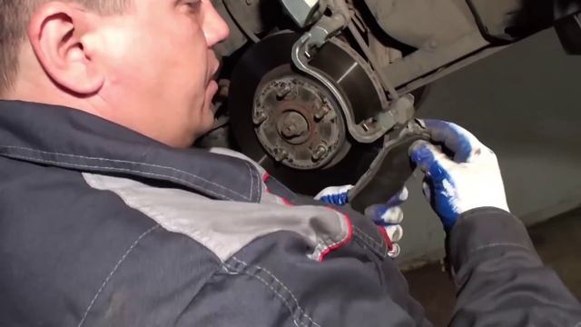 АВТОКОМИТЕТ замена тормозных колодок в дисковых тормозах (https://vk.com/avtokomitet) смотреть онлайн
