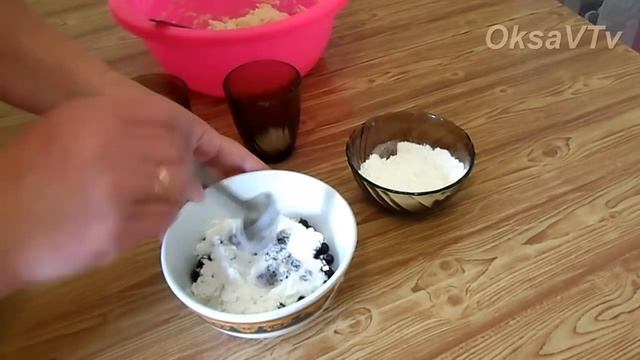 Быстрый пирог с черной смородиной. Quick cake with black currant.