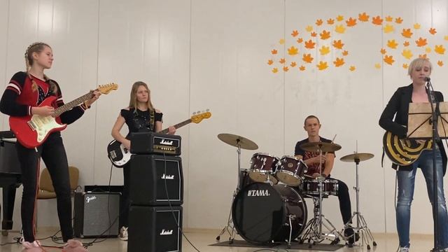 Sillamäe Eesti Põhikool - Ma aidata saan смотреть онлайн