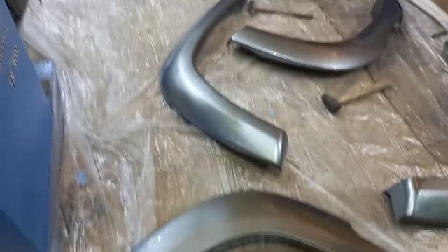 УАЗ ПАТРИОТ. ПОКРАСКА ПЛАСТИКОВЫХ НАКЛАДОК. смотреть онлайн