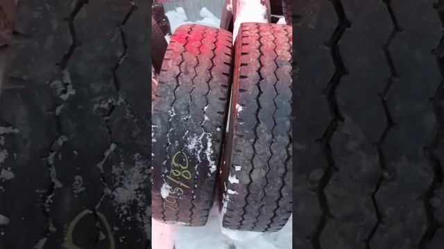 Бу шины 295 80 22,5, BRIDGESTONE, универсальные