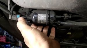 Замена топливного фильтра на Ford Fusion