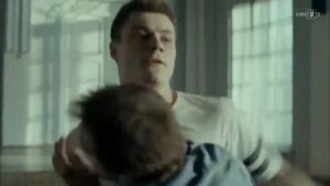 Защитил себя в школе / Постоял за себя / Мальчик защитил девочку в школе33