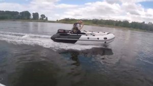 Фрагменты про Ривьеру 3600 НДНД. Испытания от "Мастер Лодок"