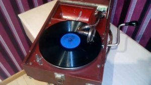 Немецкий патефон  Электрола,поет Леонид Утесов -"Лунная рапсодия"