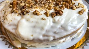 Морковный торт. Если он есть, то его сразу нет!