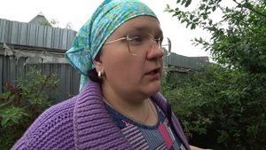 Поторопитесь обработать жимолость