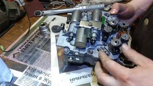Cadillac BLS, saab 9-3 пинки АКПП aisin , снятие чистка гидро блока замена масла акпп