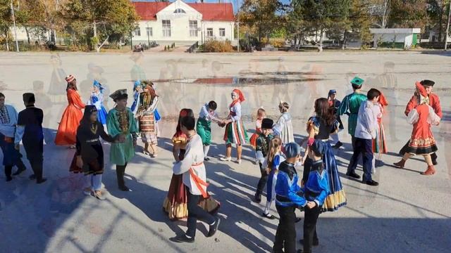 Флешмоб ко Дню единства "В единстве наша сила!" смотреть онлайн