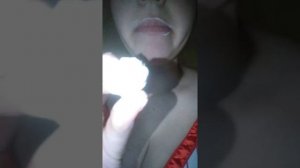 Мел. Ем мел. Глотаю мел. Просто хруст. Вкусный мел. Chalk. Eating chalk. #chalk #asmr #мел #мелоежк