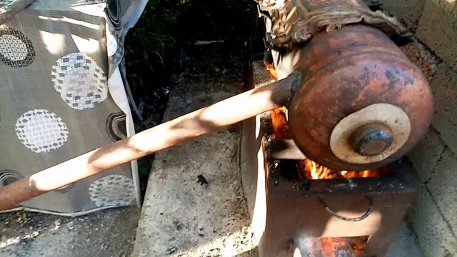 Гоним деготь на реторте. смотреть онлайн