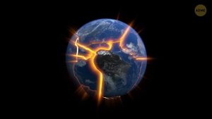 Огромное отверстие в озере скрывает подводный город