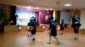 Танец „Регулировщиц”