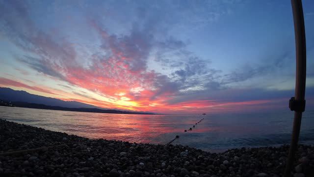 Фантастический восход в Пицундской бухте | Fantastic sunrise in Pitsunda Bay (Sony)