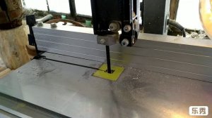 Восстанавливаю деревянное колесо от телеги.