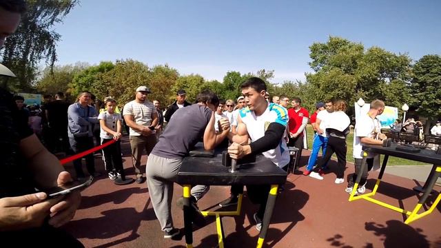 Армрестлинг - правая рука /день города Алматы 18.09.2022 смотреть онлайн