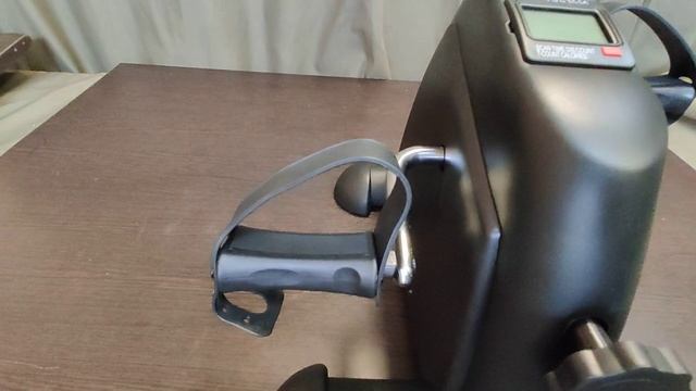 Тренажер для рук и ног с шагомером Barry Inta смотреть онлайн