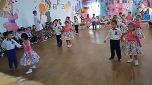 "Маленькая страна" вальс