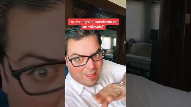 Es ilegal el polarizado en un vehículo?