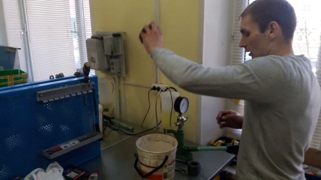 Катерпиллер с-15 форсунки,проверка на распыл!!!! смотреть онлайн