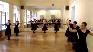 Патартье в характере татарского танца-1 курс 2 семестр
