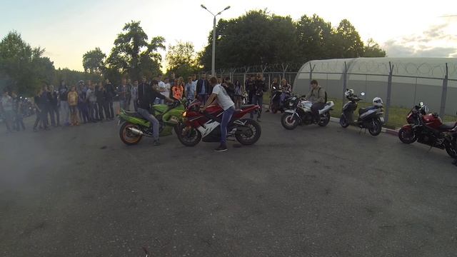 ZZR против Z1 смотреть онлайн