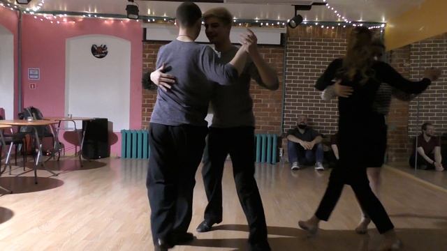 А потом взяли и перетанцевали заново! смотреть онлайн