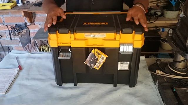 CAJA DEWALT DWST17814 RESEÑA смотреть онлайн