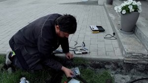 Ландшафтный электромонтаж у дома. Как соединять провода в земле. Как делать уличные розетки.