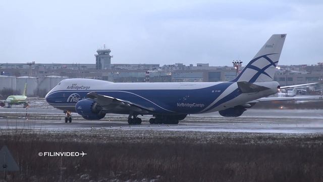 ✈Боинг подмёл полосу и с вихрями взмыл в небо / Домодедово 2020 смотреть онлайн