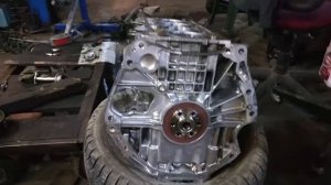Где номер двигателя Nissan x-trail t31, Qashqai, mr20 2.0л, Qashqai