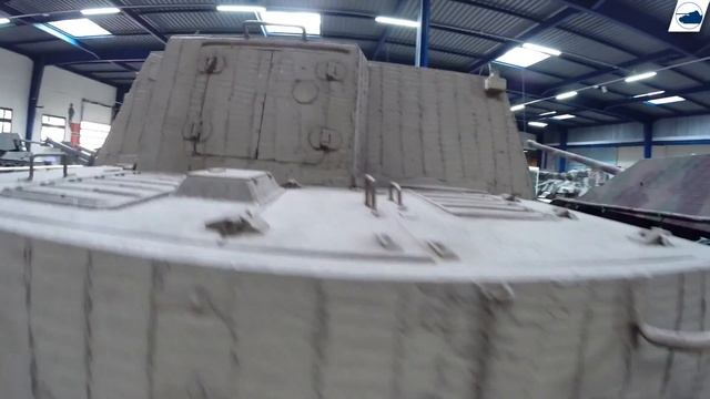 Sturmpanzer 43 Stupa "Brummbär" - Walkaround - Saumur Tank Museum смотреть онлайн