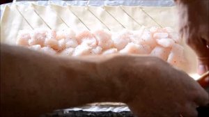 Рыбный пирог из слоеного теста