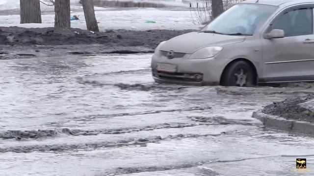 г. Омск. В таком состоянии находится 90% Омских дорог. смотреть онлайн