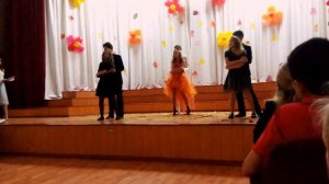 Танец на Осенний бал?? Вальс?