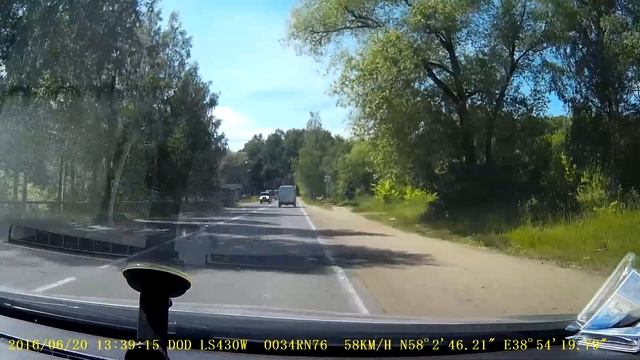 Пируэты мотоцикла с коляской или езда на двух колесах смотреть онлайн