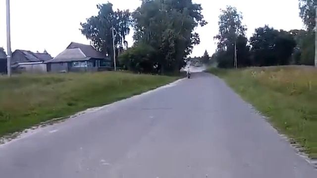 Девушка на мотоцикле «Иж Юпитер 5» - Вот это МОЩЬ вот это СИЛА !!! смотреть онлайн