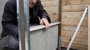 Компостный Ящик Своими Руками из Б/У Деревянных Поддонов, Шифера и Профлиста.